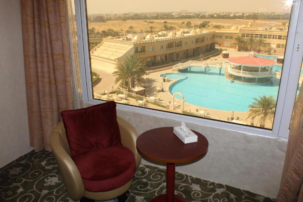 Al Salam Grand Hotel Al Buraimi Exterior photo